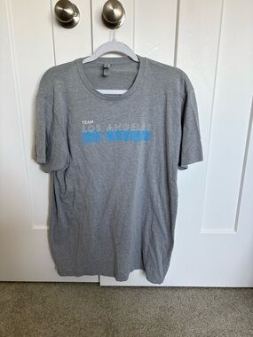 Gildan Gray Los Angeles Graphic Tee with Blue Print